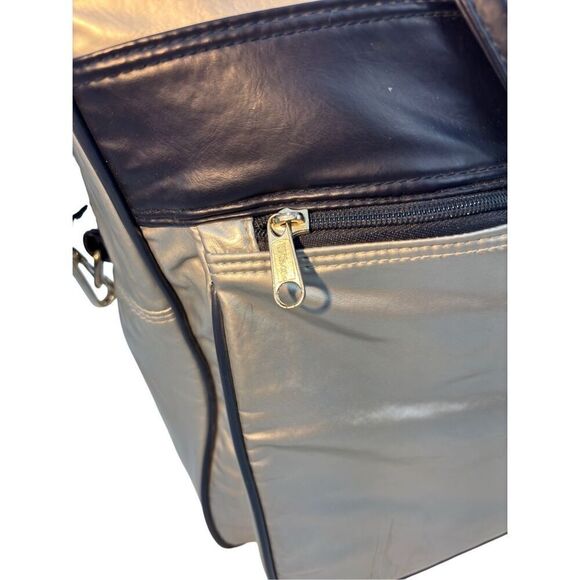 Wilson vintage silver bag with navy blue handle and shoulder strap - Picture 7 of 16